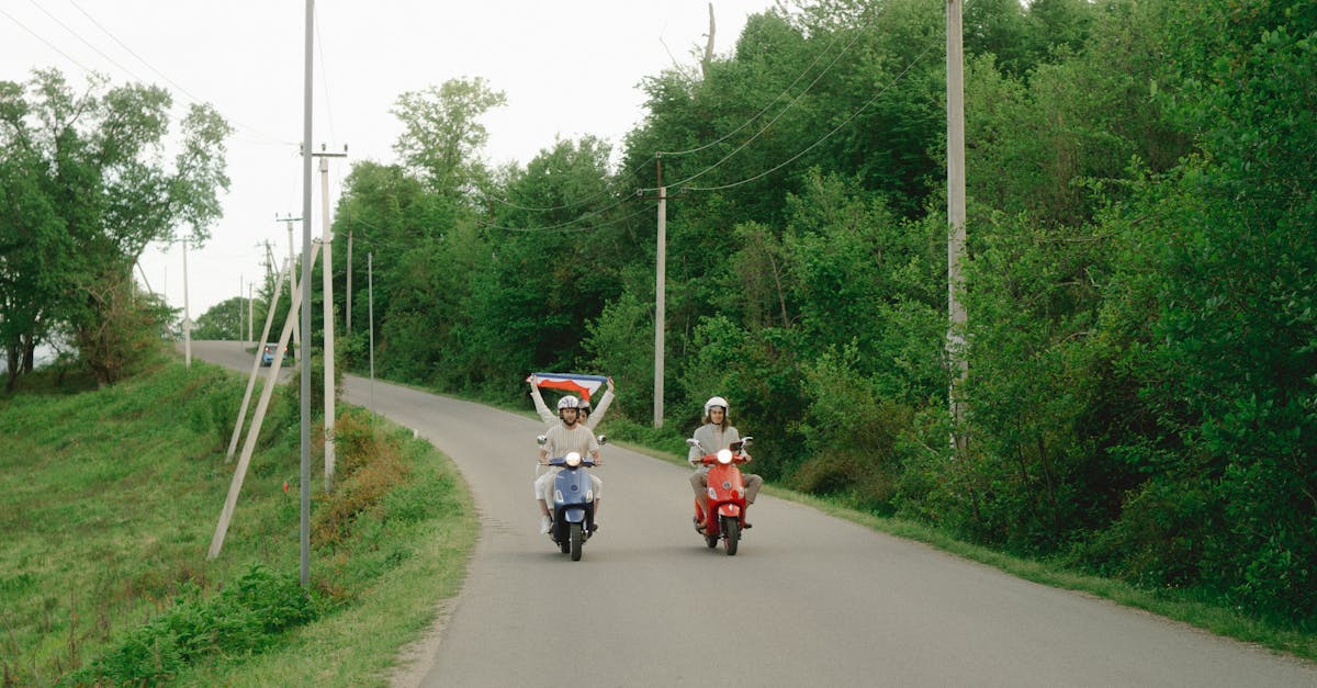 découvrez l'univers passionnant des motards avec nos articles, conseils et actualités pour les passionnés de motos.