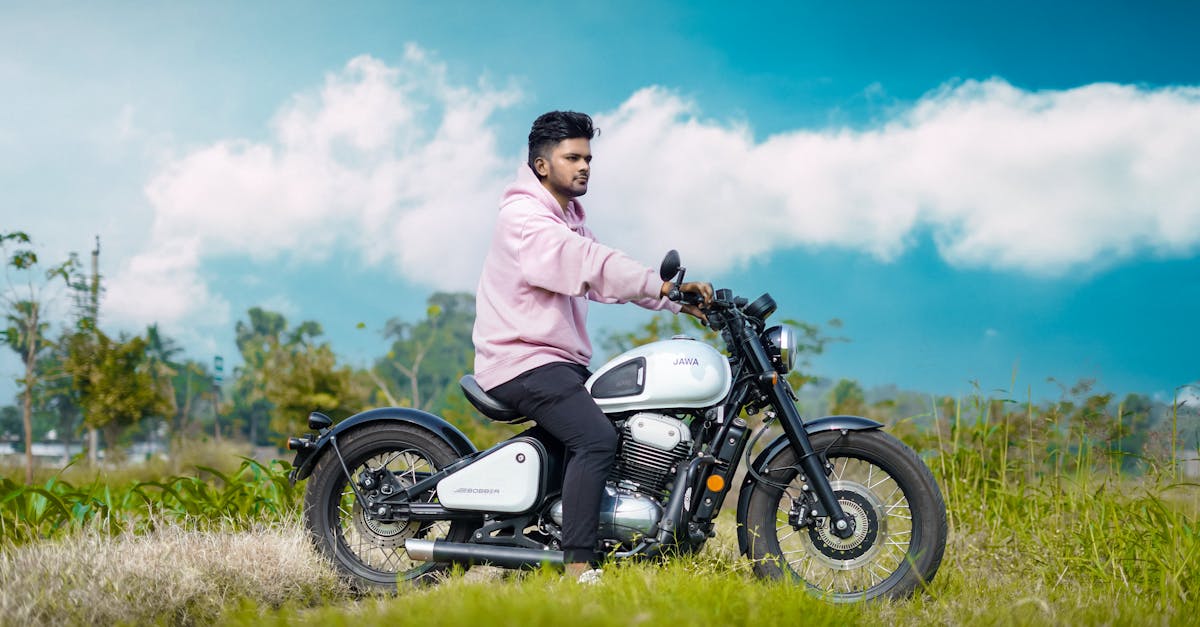 découvrez les meilleures options d'assurance pour motos. protégez votre véhicule et profitez de services adaptés à vos besoins, tout en bénéficiant de tarifs compétitifs et d'une couverture complète.