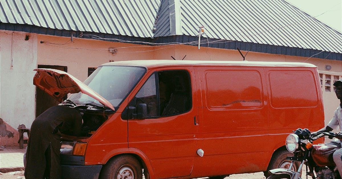 découvrez les meilleures options d'assurance pour moto. protégez votre véhicule avec des couvertures adaptées à vos besoins et bénéficiez de conseils d'experts pour choisir la police idéale. comparez les tarifs et assurez-vous de rouler en toute sérénité.