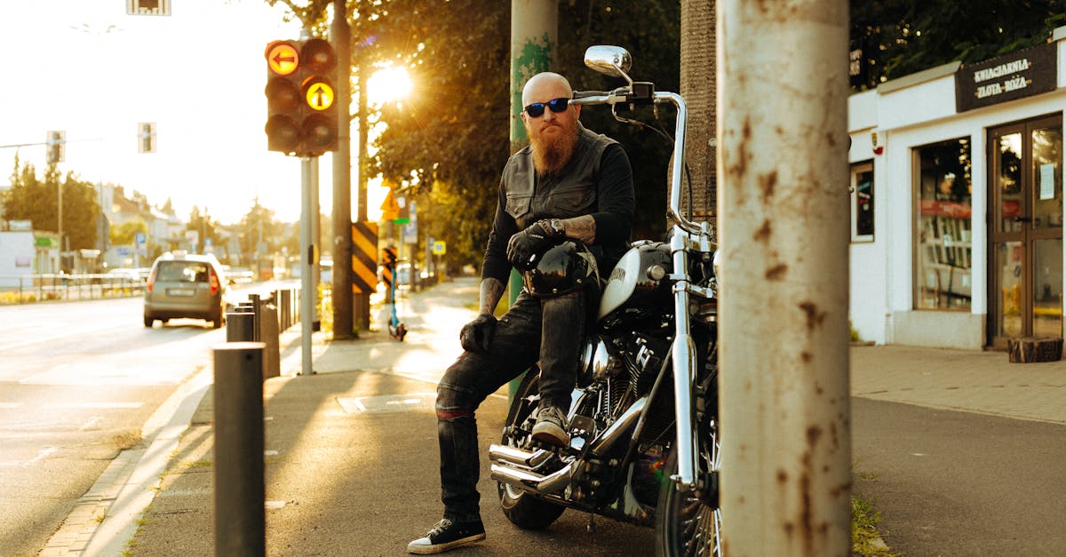 protégez votre moto avec une assurance adaptée à vos besoins. découvrez nos solutions d'assurance moto pour des garanties complètes et des tarifs compétitifs. roulez en toute sérénité !