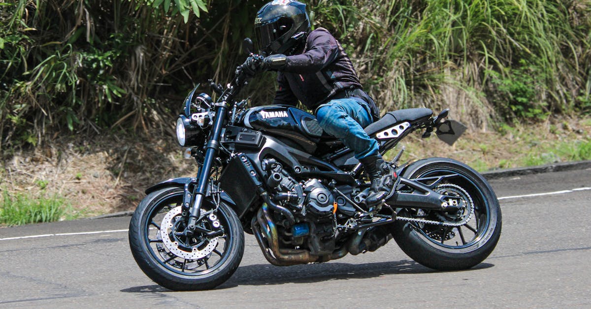 obtenez la meilleure assurance moto adaptée à vos besoins. protégez votre véhicule et roulez en toute sérénité grâce à nos offres compétitives et personnalisées. comparez les garanties, les prix et choisissez la couverture idéale pour votre moto.