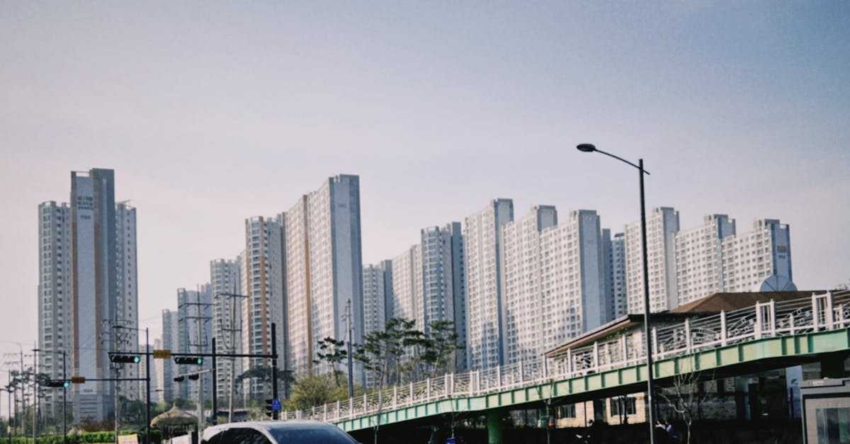 assurez votre moto avec une offre adaptée à vos besoins. découvrez nos solutions d'assurance moto complètes, incluant la couverture des dommages, la responsabilité civile et des options personnalisables pour profiter pleinement de chaque trajet en toute sécurité.