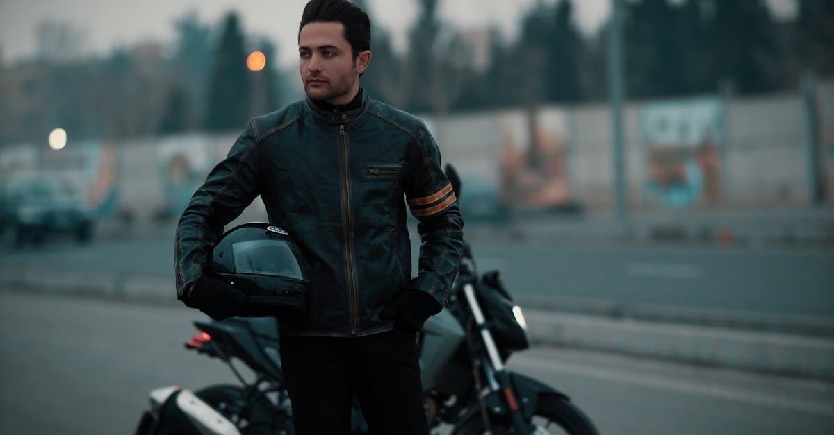 découvrez nos solutions d'assurance moto adaptées à vos besoins. protégez votre véhicule avec des couvertures complètes, des tarifs compétitifs et un service client à votre écoute. assurez votre tranquillité d'esprit sur la route.