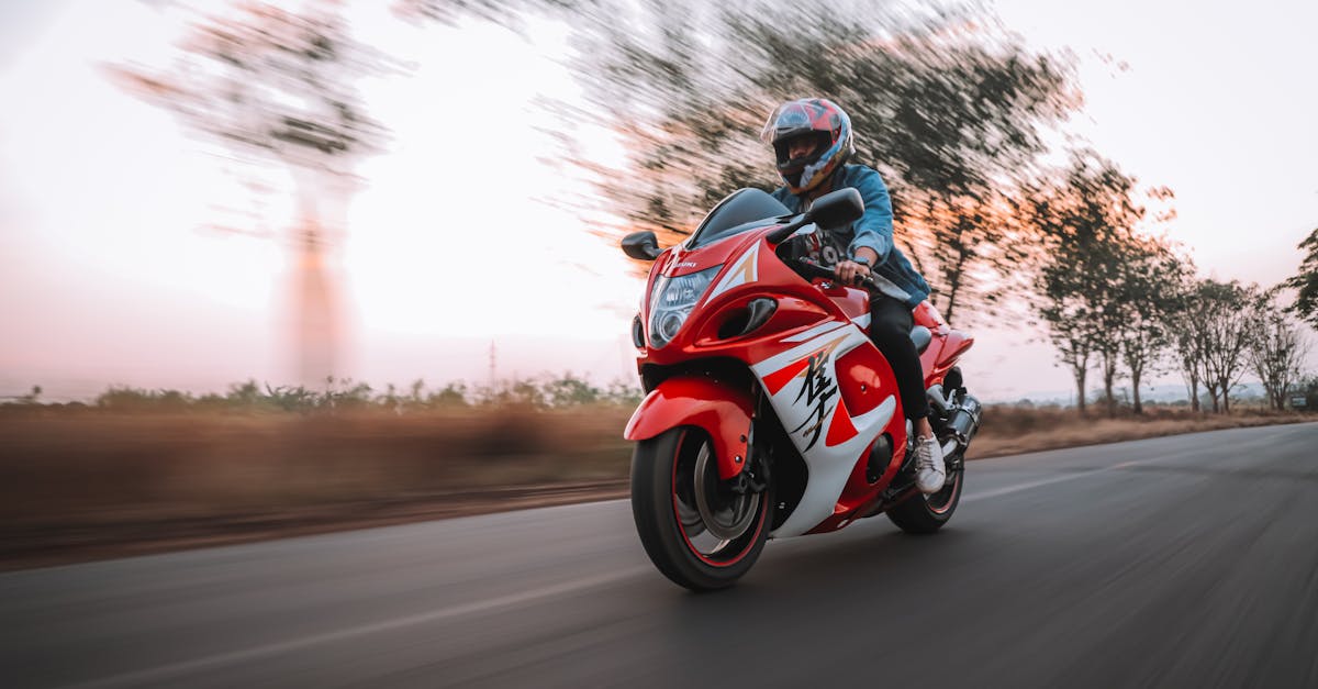 découvrez notre simulateur d'assurance moto, conçu pour vous aider à comparer les meilleures offres et à trouver la couverture idéale pour votre véhicule à deux roues. évaluez rapidement les tarifs, les garanties et les options disponibles pour sécuriser vos trajets en toute sérénité.