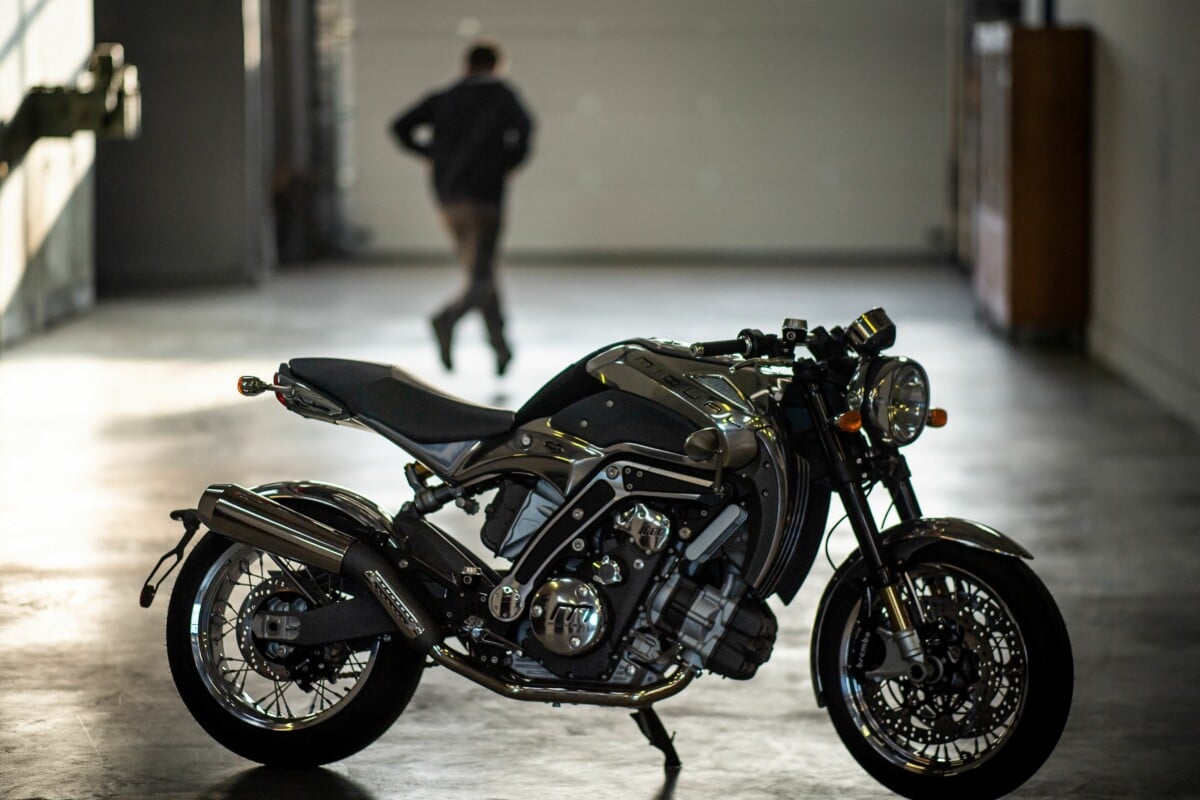 découvrez des astuces pratiques et efficaces pour optimiser votre expérience à moto. que vous soyez débutant ou pilote averti, trouvez des conseils sur l'entretien, la sécurité et la technique de conduite.