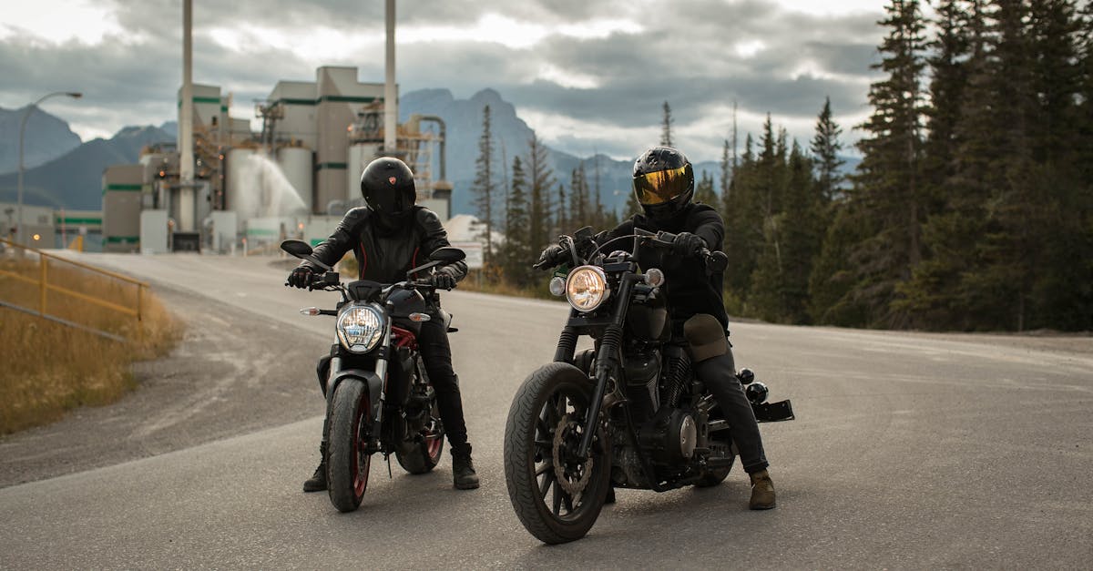 découvrez nos solutions d'assurance moto adaptées à vos besoins. protégez votre moto avec une couverture complète, des tarifs compétitifs et des options personnalisées. faites le choix de la tranquillité d'esprit sur la route.