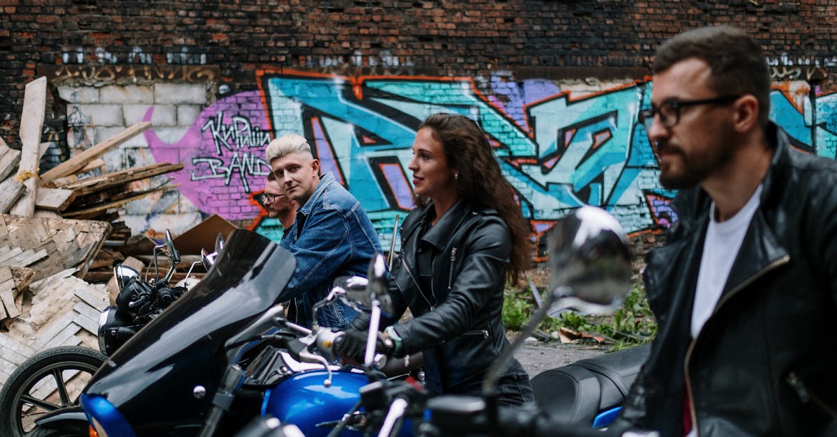 découvrez nos options d'assurance pour motos adaptées à vos besoins. protégez votre véhicule avec des garanties complètes et des tarifs compétitifs. roulez en toute sérénité avec une assurance moto fiable et personnalisée.