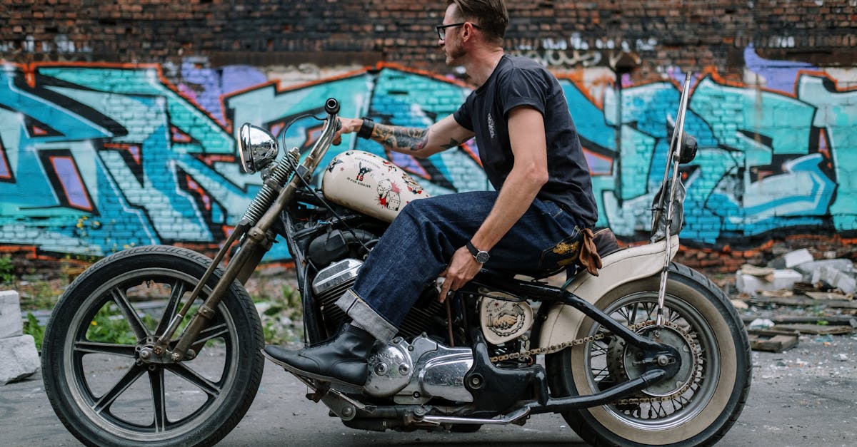 découvrez nos solutions d'assurance moto adaptées à vos besoins. protégez votre véhicule avec des garanties complètes, des tarifs compétitifs et un service client réactif. obtenez un devis gratuit et roulez en toute sérénité.