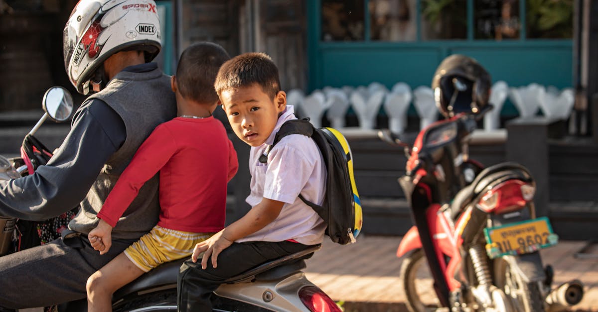comparez les assurances motos pour trouver la couverture idéale à un prix compétitif. évaluez les différentes options, garanties et services proposés par les assureurs afin de protéger votre véhicule tout en réalisant des économies.