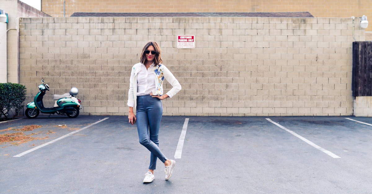 obtenez un devis d'assurance moto rapide et personnalisé en quelques clics. comparez les meilleures offres du marché et protégez votre véhicule à des prix compétitifs. assurez votre tranquillité d'esprit sur la route.