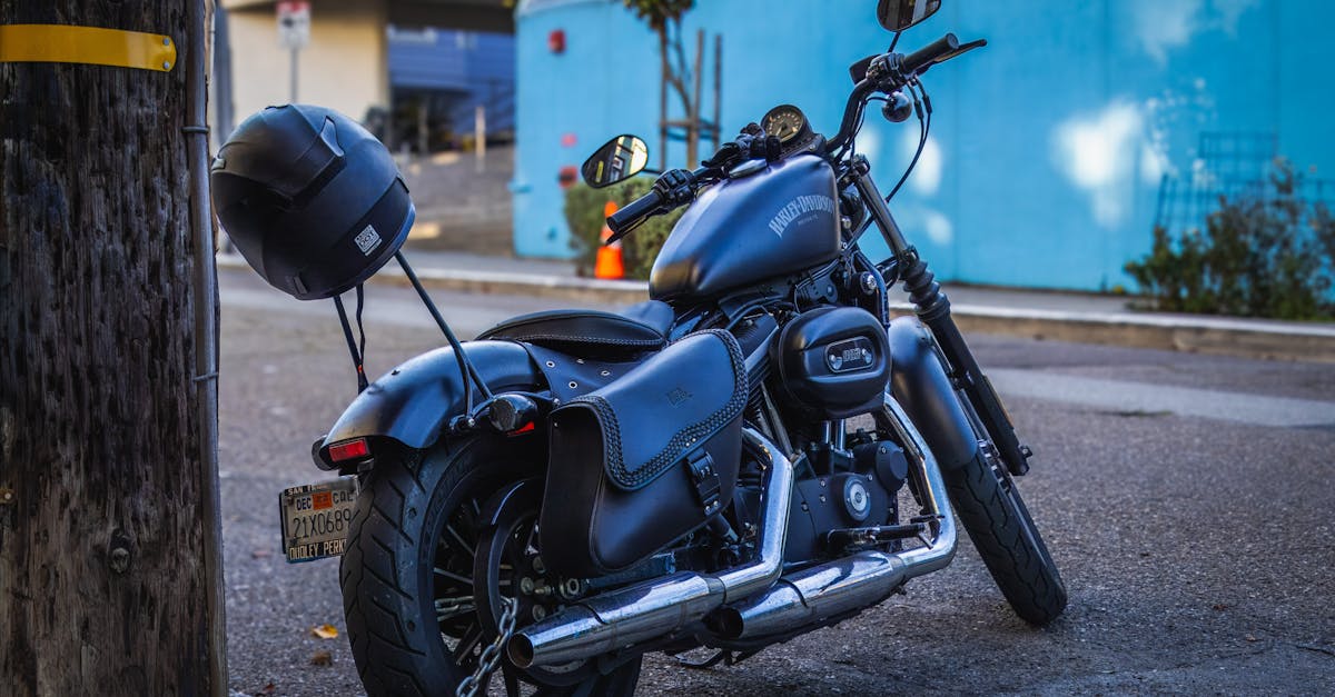 découvrez l'assurance moto cc : une couverture adaptée à vos besoins pour une conduite sereine. profitez de tarifs compétitifs et d'un service client à l'écoute. protégez votre passion en toute sécurité !