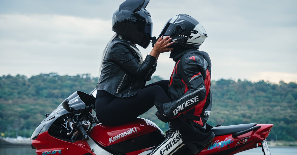 découvrez notre assurance moto complète qui vous protège sur toutes les routes. bénéficiez d'une couverture adaptée à vos besoins, incluant la responsabilité civile, le vol et les dommages. circuler en toute sérénité avec notre service client disponible et des options personnalisables.