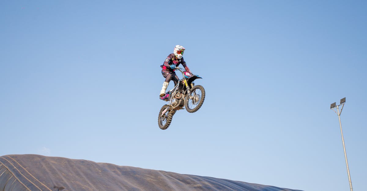 découvrez tout ce qu'il faut savoir sur les coûts de l'assurance moto. comparez les tarifs, les couvertures et les astuces pour réduire vos dépenses tout en protégeant votre véhicule.