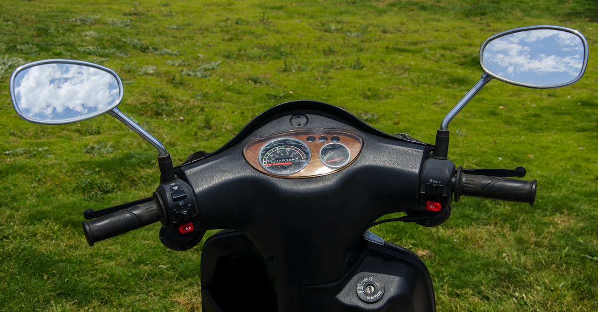 découvrez notre guide complet sur l'assurance scooter, incluant des conseils pour choisir la meilleure couverture, des astuces pour réduire vos primes et des informations sur les exigences légales. protégez votre scooter et circulez en toute sérénité !