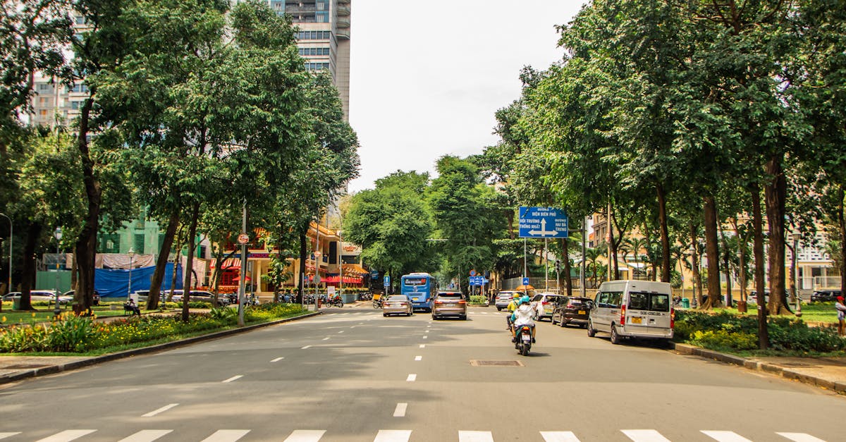 découvrez les prix des assurances scooters et trouvez la meilleure couverture pour votre deux-roues. comparez les offres, les garanties et les services inclus pour choisir l'assurance qui convient le mieux à vos besoins et à votre budget.