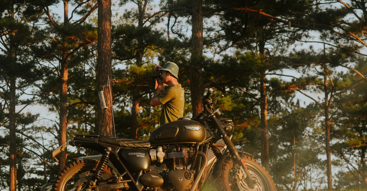 découvrez nos offres d'assurance moto adaptées à vos besoins. protégez votre deux-roues contre les accidents, le vol et les dommages avec des garanties sur mesure et une assistance 24/7. obtenez un devis gratuit en quelques clics et roulez en toute sérénité.