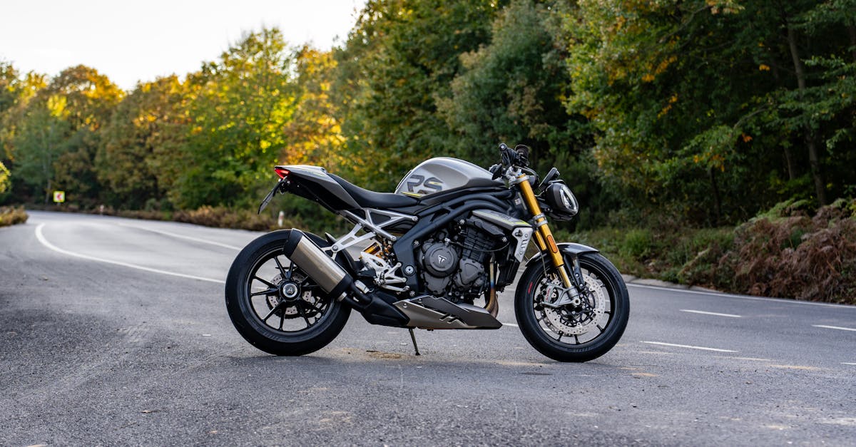 protégez votre moto avec une assurance moto adaptée à vos besoins. comparez les offres, bénéficiez d'une couverture complète et voyagez l'esprit tranquille, que vous soyez un motard expérimenté ou un novice.