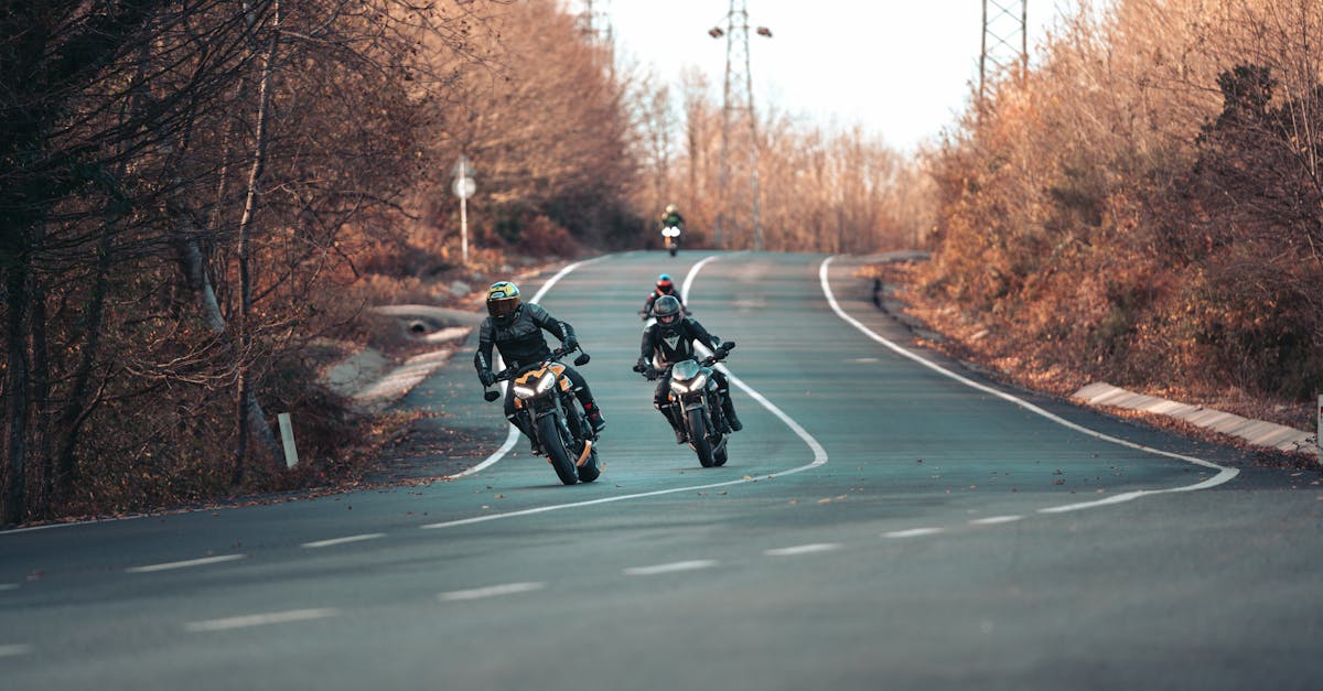 découvrez des options d'assurance moto adaptées à vos besoins. protégez votre véhicule et roulez l'esprit tranquille grâce à nos solutions sur mesure et compétitives.