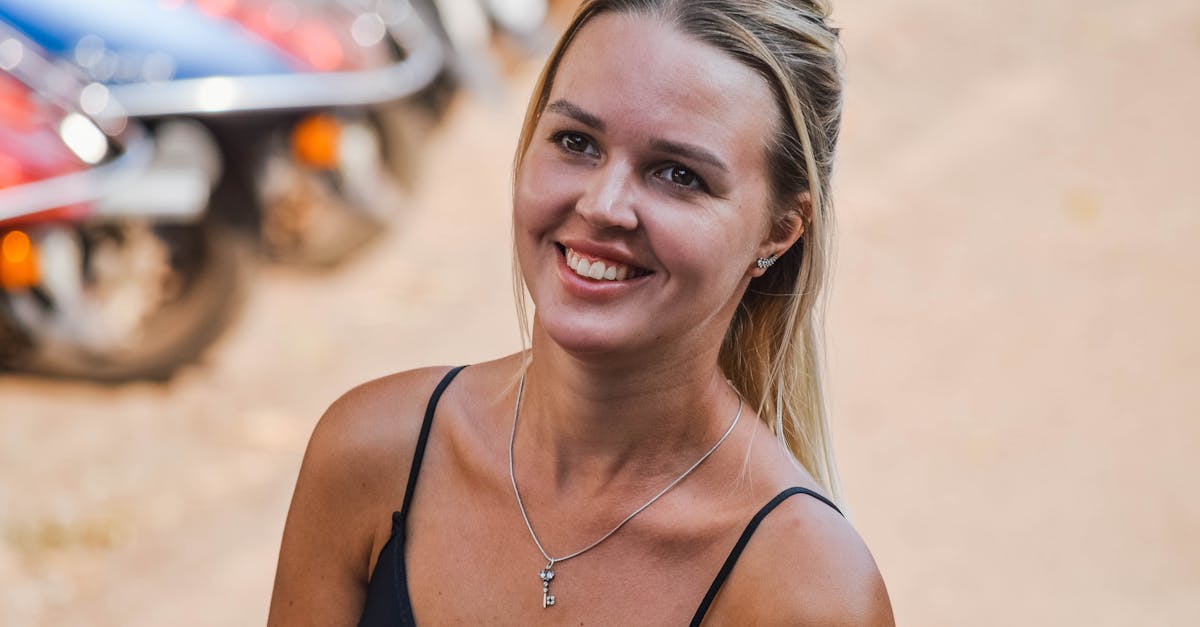 découvrez notre assurance moto adaptée à vos besoins. protégez votre véhicule et bénéficiez de garanties complètes et de tarifs compétitifs. obtenez un devis personnalisé dès aujourd'hui!