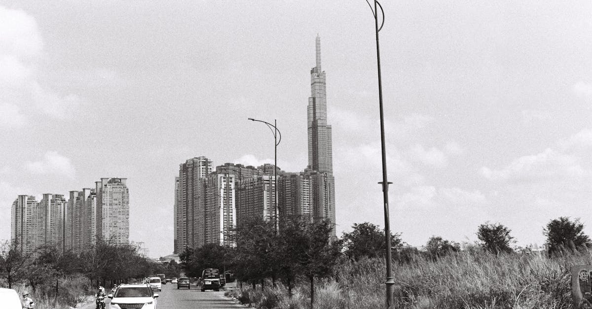 découvrez nos offres d'assurance moto adaptées à tous les types de deux-roues. protégez-vous et votre véhicule avec des garanties complètes et des tarifs compétitifs. obtenez un devis personnalisé en ligne et roulez l'esprit tranquille.