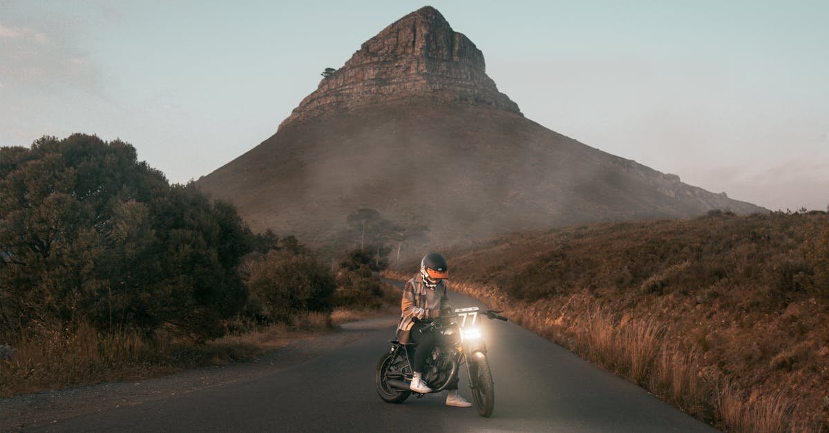 obtenez une couverture adaptée à votre moto classique avec notre assurance dédiée. protégez votre passion tout en bénéficiant de tarifs compétitifs et d'un service client expert. assurez votre liberté sur la route aujourd'hui !