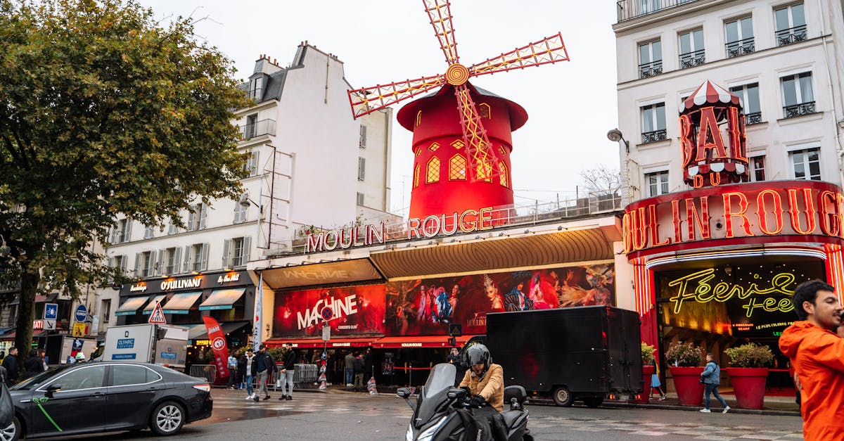 obtenez la meilleure assurance moto adaptée à vos besoins. protégez votre scooter ou votre moto avec des garanties complètes, des tarifs compétitifs et un service client de qualité. assurez-vous en toute sérénité et roulez en toute confiance.