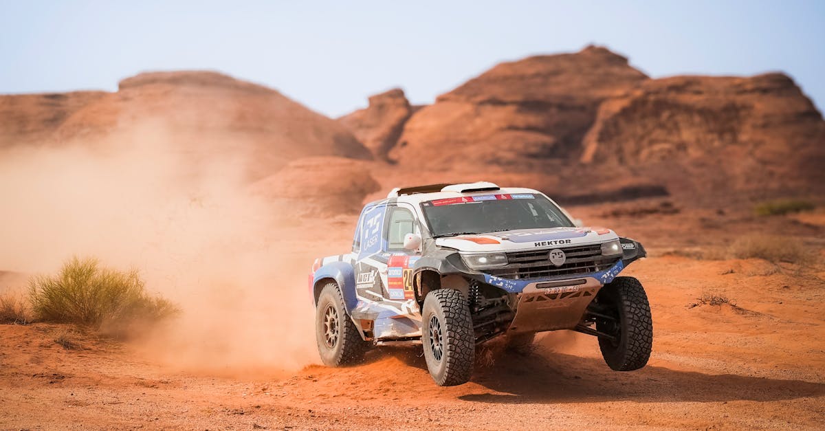 découvrez notre scooter à trois roues puissant, alliant performance et stabilité pour une conduite en toute sécurité. parfait pour une expérience de mobilité optimale, ce scooter vous offre confort et maniabilité, que ce soit en ville ou sur des terrains plus difficiles.