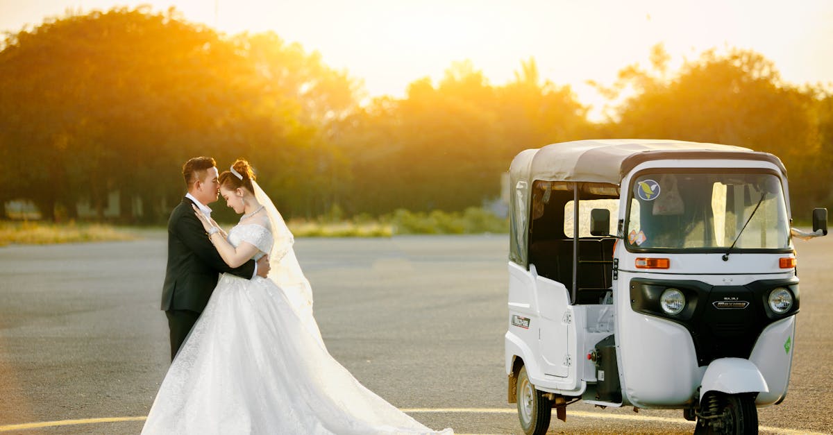 découvrez notre scooter à trois roues, une solution de mobilité alliant confort et sécurité. parfait pour les déplacements urbains, il offre stabilité et maniabilité, idéal pour les personnes de tous âges souhaitant se déplacer facilement et en toute sérénité.