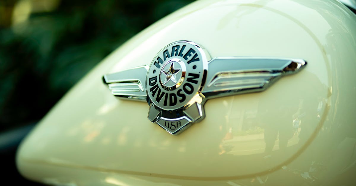 découvrez des solutions d'assurance sur mesure pour votre moto harley davidson. protégez votre passion et roulez en toute sérénité grâce à nos offres adaptées à vos besoins spécifiques. profitez d'une couverture complète et d'un service client dédié pour les motards.