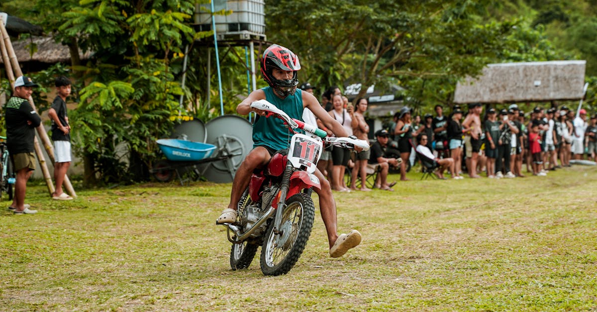 obtenez une couverture optimale pour votre moto avec notre assurance dédiée. protégez-vous contre les accidents, le vol et les dommages grâce à des options flexibles adaptées à vos besoins. comparez les offres et souscrivez facilement en ligne.