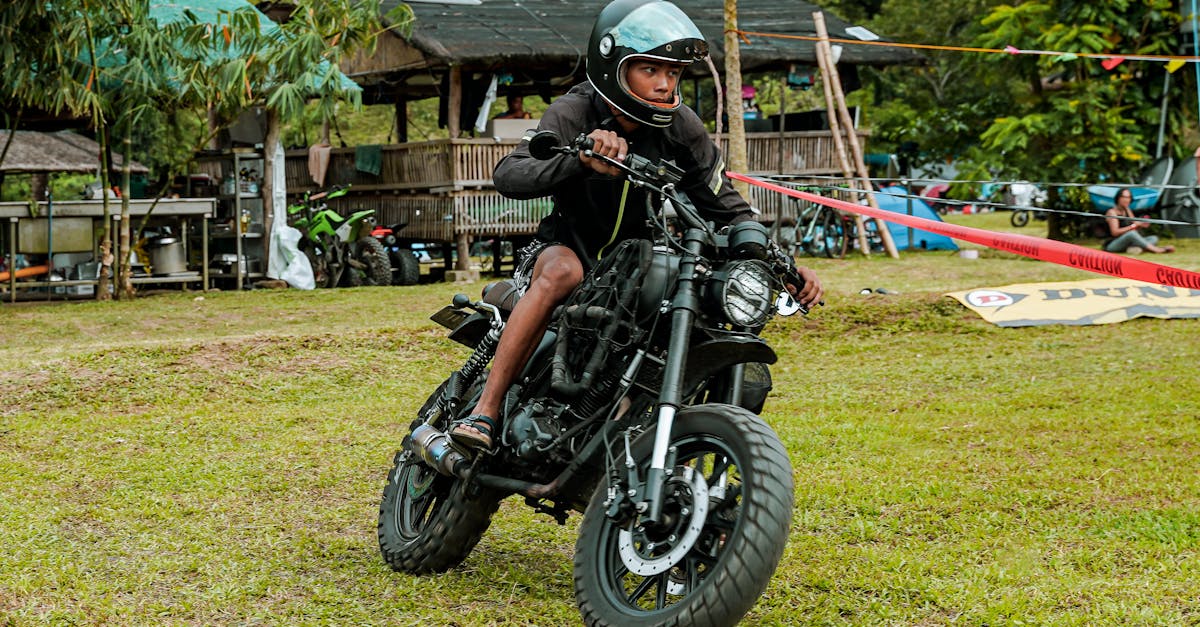 obtenez la protection idéale pour votre moto avec notre assurance moto adaptée à vos besoins. profitez d'une couverture complète et d'un service client exceptionnel pour rouler en toute sérénité.