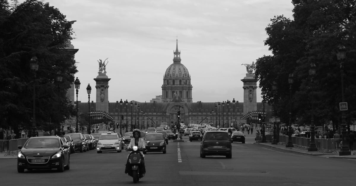 obtenez une assurance moto complète et adaptée à vos besoins. protégez votre deux-roues avec des options flexibles et une couverture adaptée. faites le choix de la sécurité et de la tranquillité d'esprit sur la route.