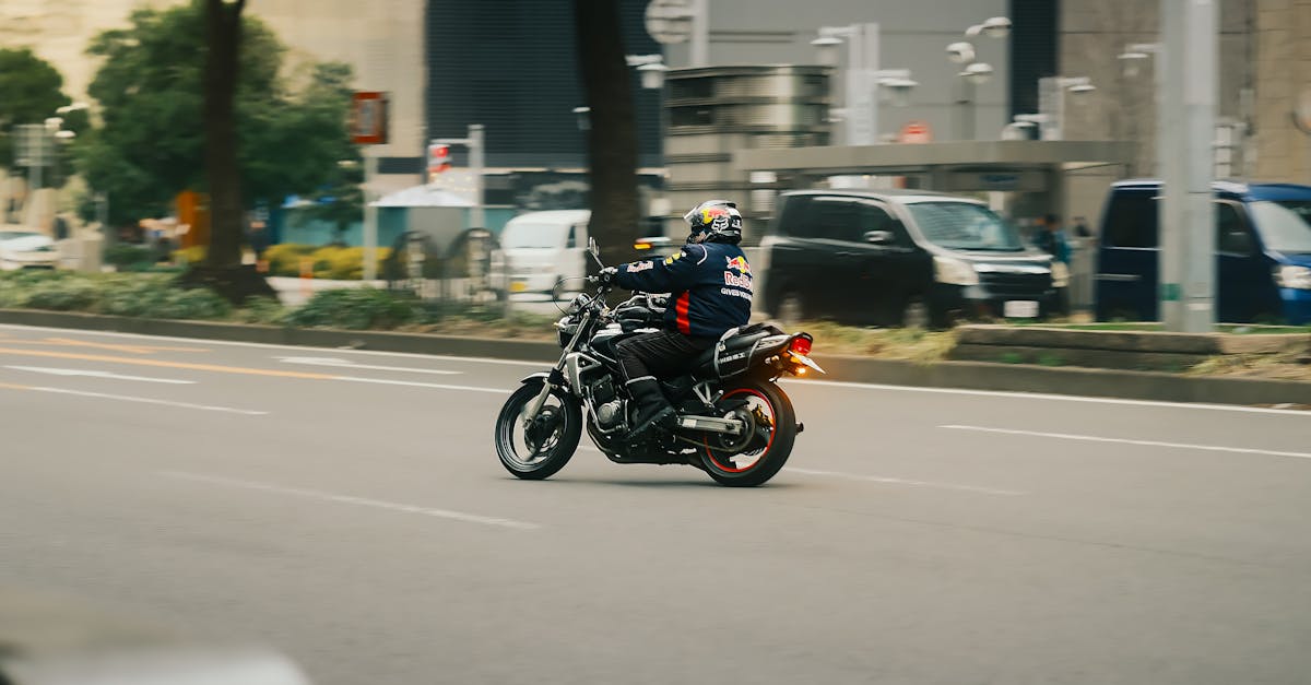 obtenez la meilleure assurance pour votre moto avec notre guide complet. protégez-vous et votre véhicule des imprévus tout en profitant de la route en toute sérénité. comparez les offres et choisissez la couverture qui vous convient le mieux.