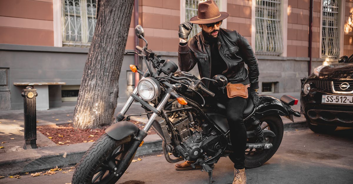 découvrez les dernières tendances en matière de motos, des innovations technologiques aux styles de conduite émergents. restez au courant des nouvelles créations et des préférences des passionnés de deux-roues.