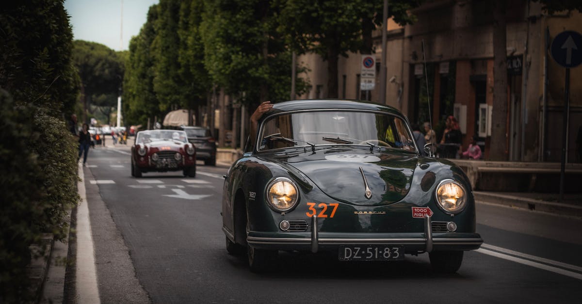 découvrez la porsche cayenne coupé hybrid, alliant performance sportive et technologies hybrides avancées. ce suv de luxe offre une conduite dynamique tout en respectant l'environnement, avec un design élégant et des fonctionnalités haut de gamme. révélez l'adrénaline et l'élégance à chaque trajet.