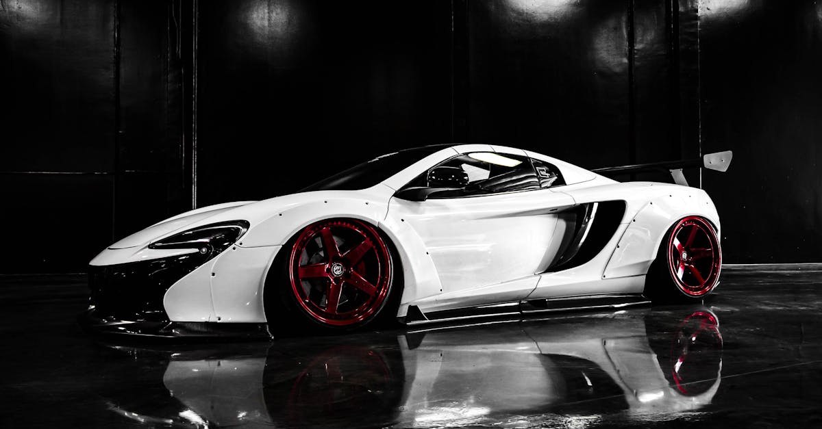 découvrez la bmw r1250r, une moto alliant performance et confort. avec son moteur puissant et son design élégant, elle offre une expérience de conduite inégalée. explorez la route avec style et assurance grâce à ses technologies avancées et sa maniabilité exceptionnelle.