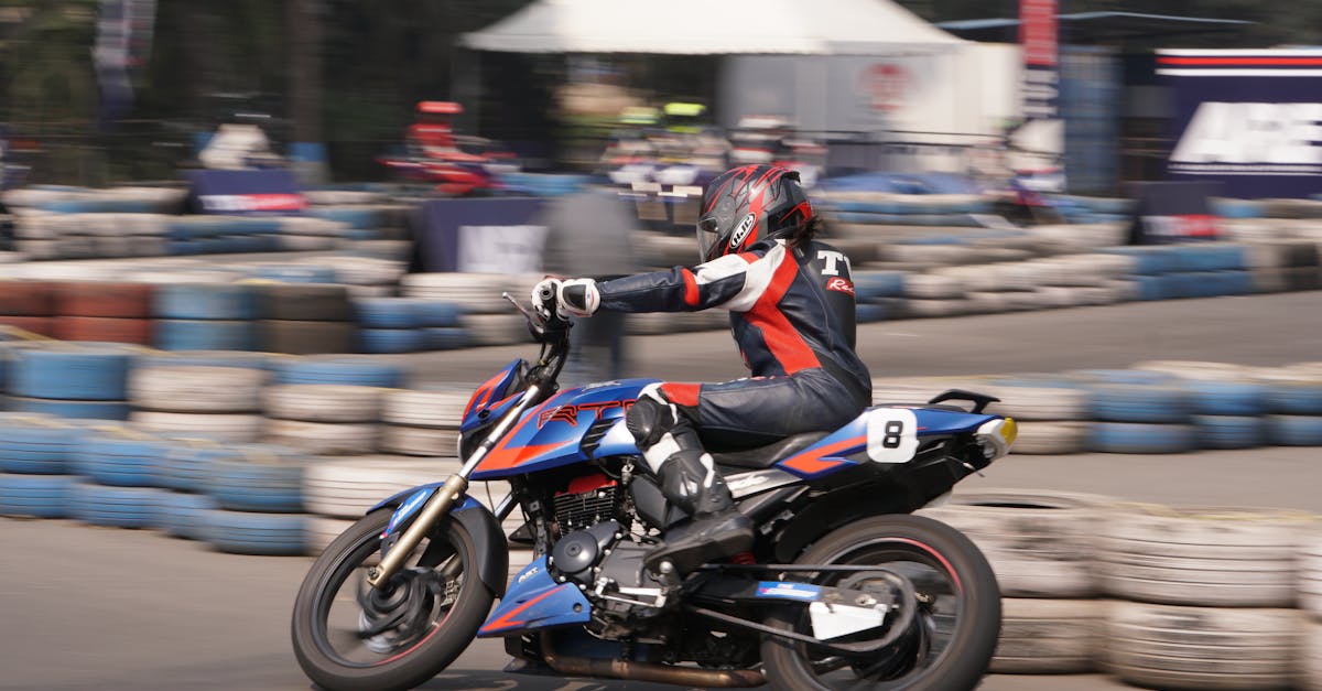 découvrez l'univers captivant de la motogp, où vitesse et adrenaline s'entrelacent sur les circuits du monde entier. suivez les pilotes légendaires, les équipes et les dernières actualités de cette compétition palpitante.