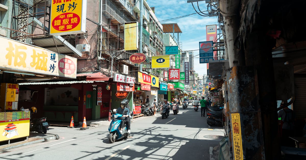 obtenez la meilleure assurance moto pour protéger votre véhicule et votre passion. comparez les offres, trouvez la couverture adaptée à vos besoins et profitez de la route en toute sérénité.
